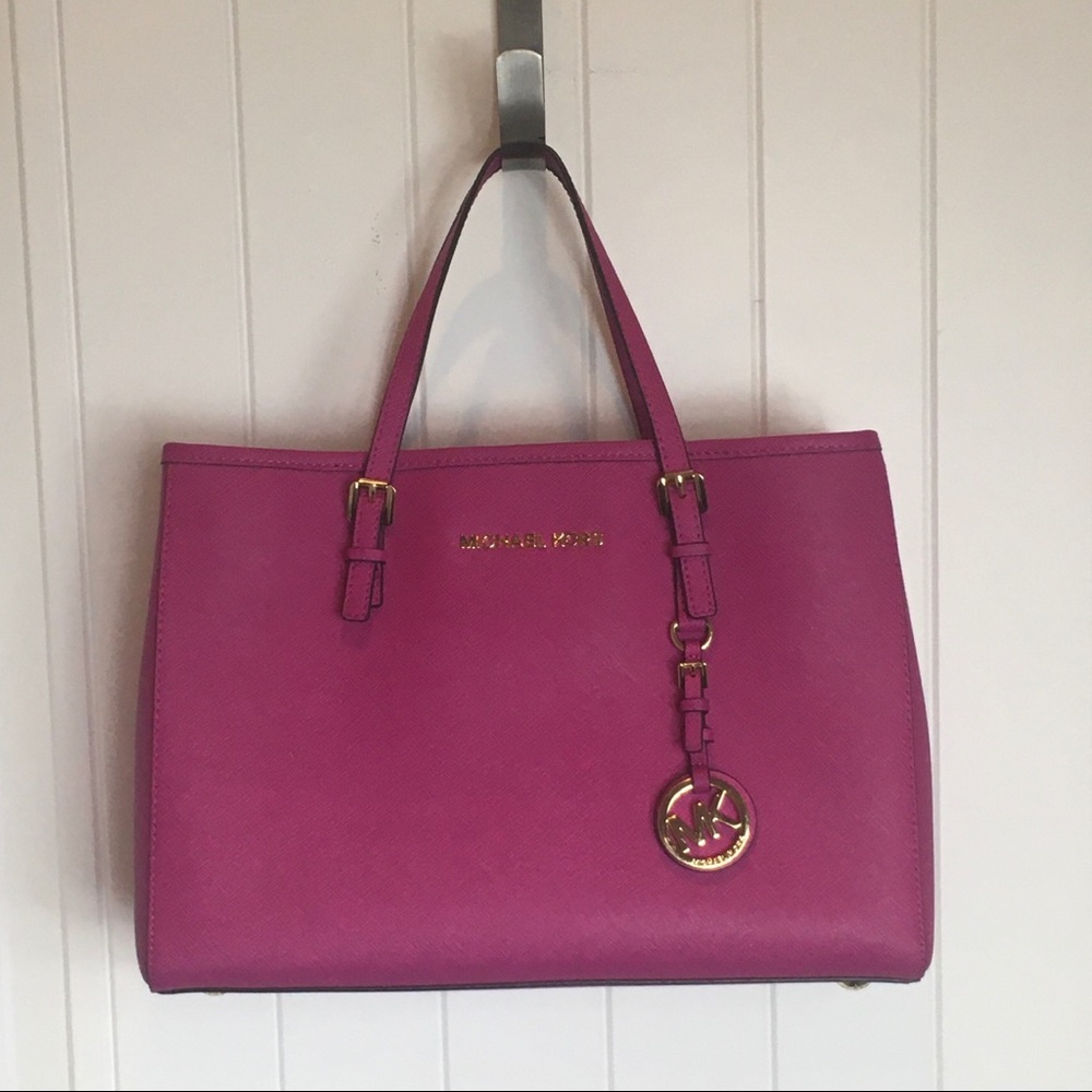Michael Kors pink purse Jet Set Travel MD EW Tote